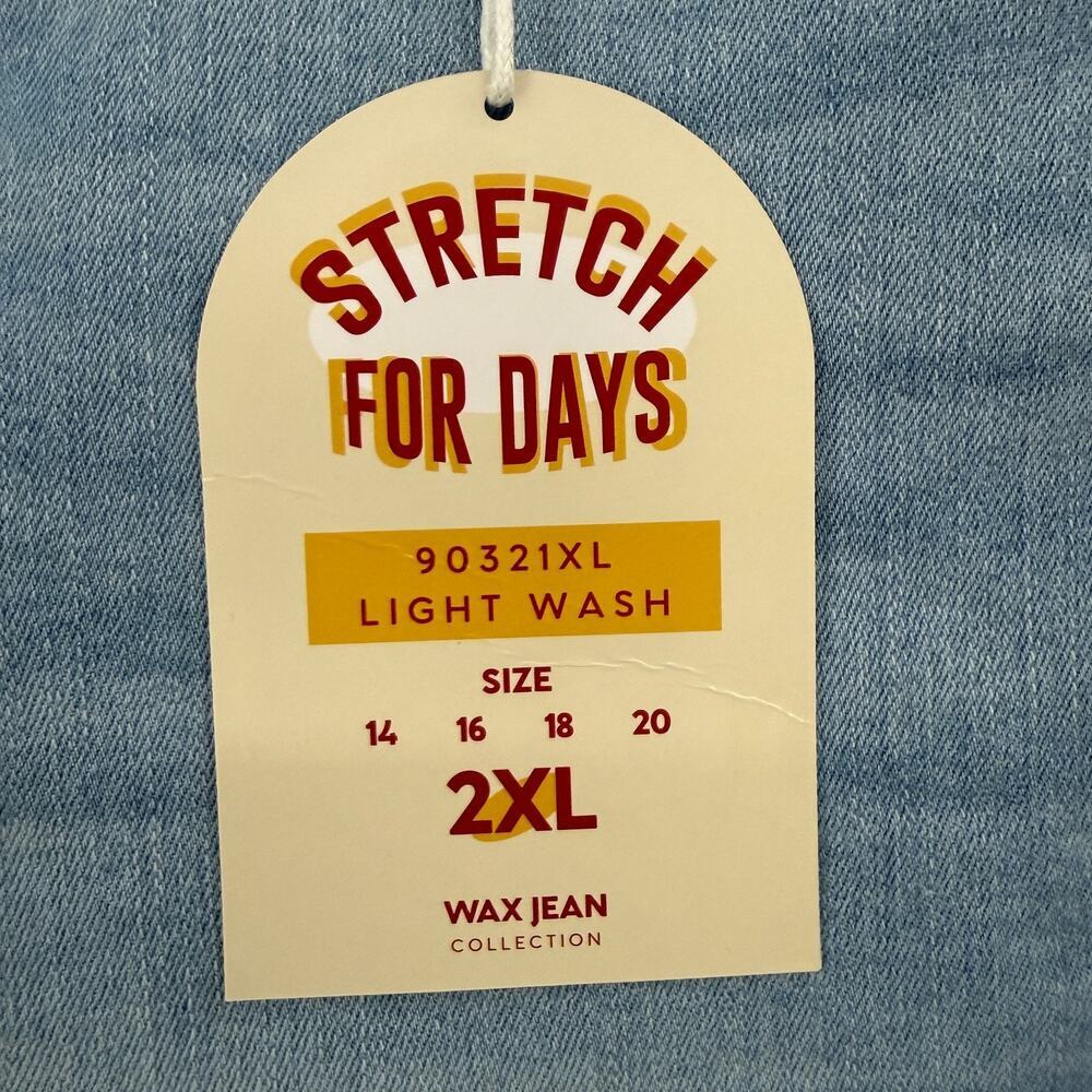 Wax Jeans Denim Shorts Womens 2XL Light Wash Bermuda Stretch Cuffed Mid Rise NWT - Picture 10 of 13